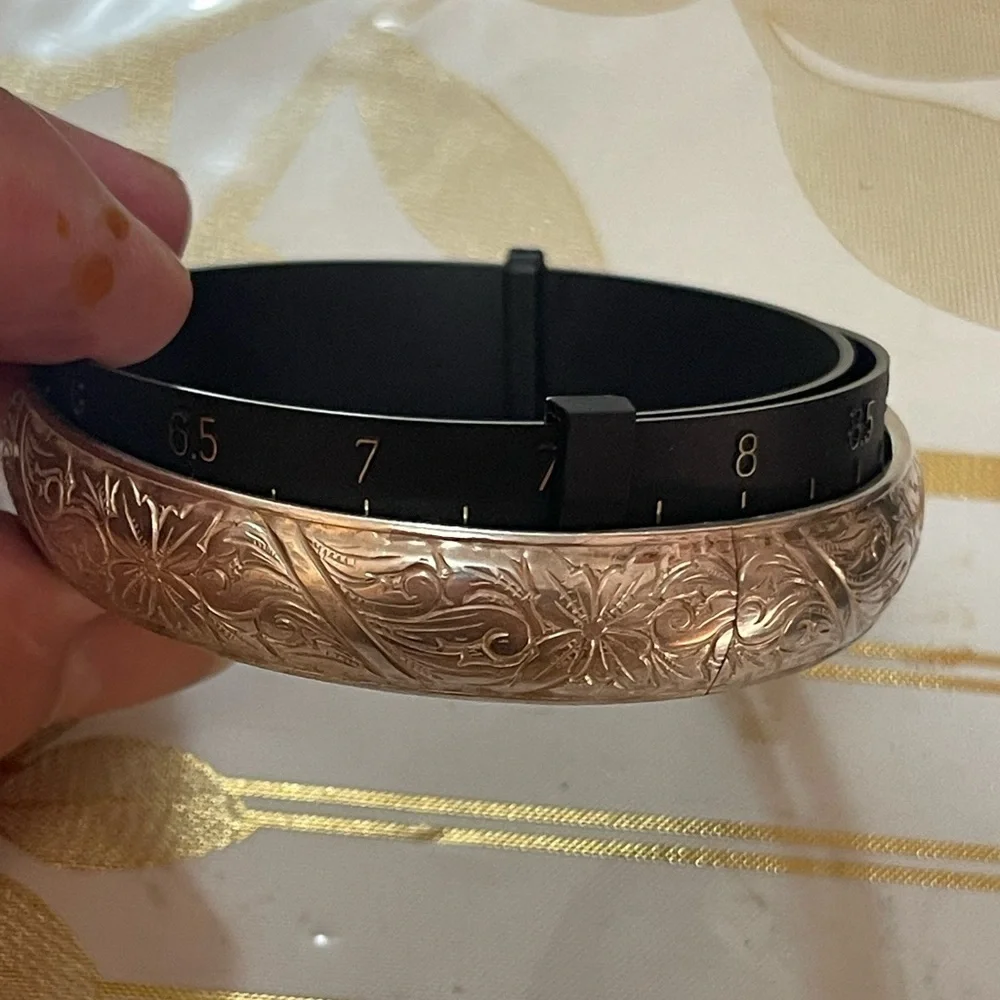Vtg Beau American Sterling Silver Engraved Bangle Bracelet - 13g, Size 6-7”